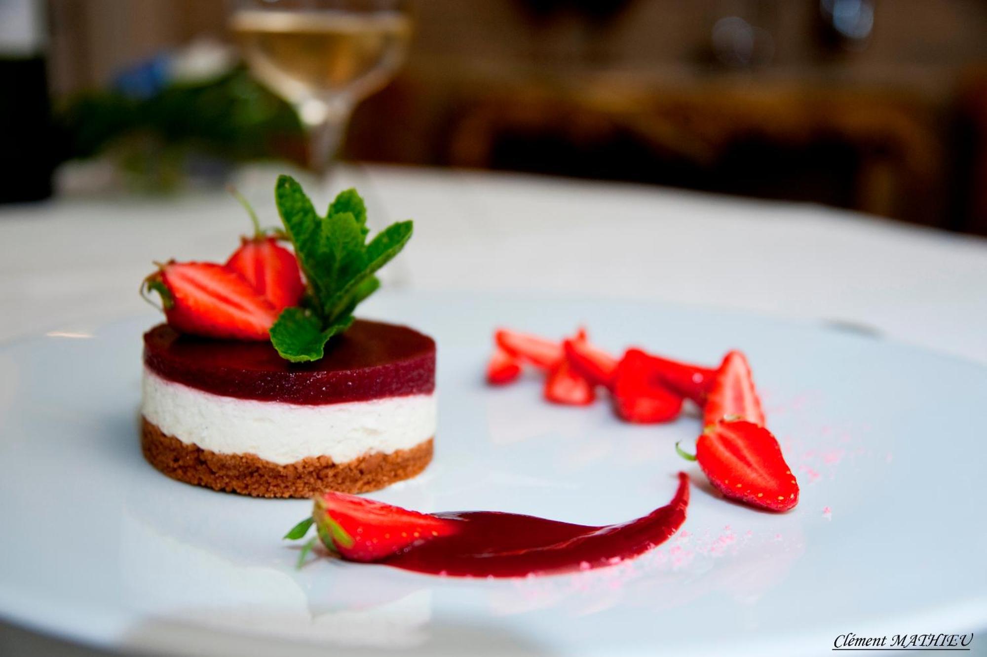 Logis Hotel - Restaurant Maison Claude Darroze Langon  Exteriér fotografie